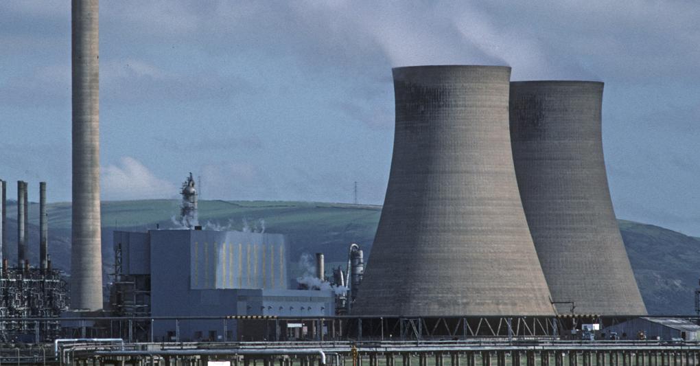 Londra riscopre le mini centrali nucleari contro il caro bolletta dell’industria
